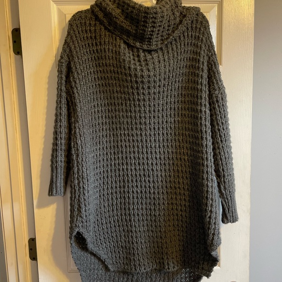 COPY - Gray knitted knee length sweater dress with crowl neck. - Picture 1 of 3